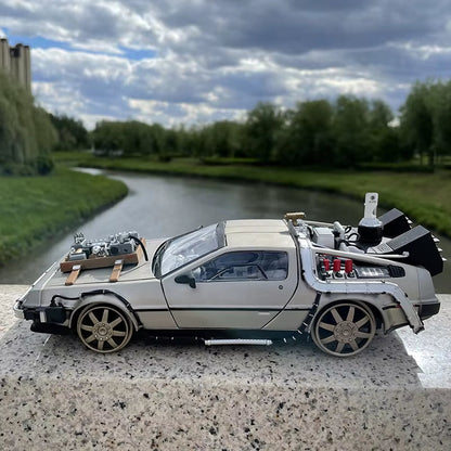 Back to the Future Third Orbit Edition DMC-12 Time Machine Sunstar Original 1:18 Simulation Alloy Car Model