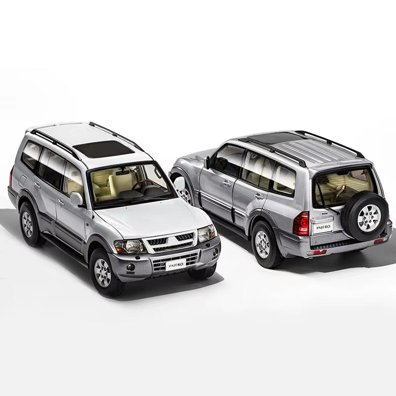 Yc Model 1: 18 Pajero Bobcat V73 off Road Alloy Fully Open Car Model