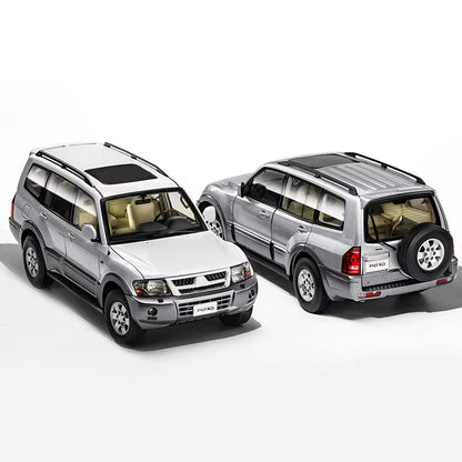 Yc Model 1: 18 Pajero Bobcat V73 off Road Alloy Fully Open Car Model