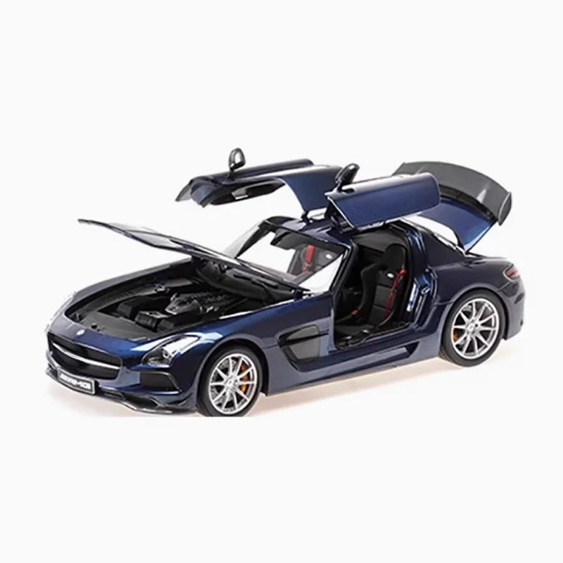 Minichamps 1:18 SLS Black Series GT Alloy Car Model
