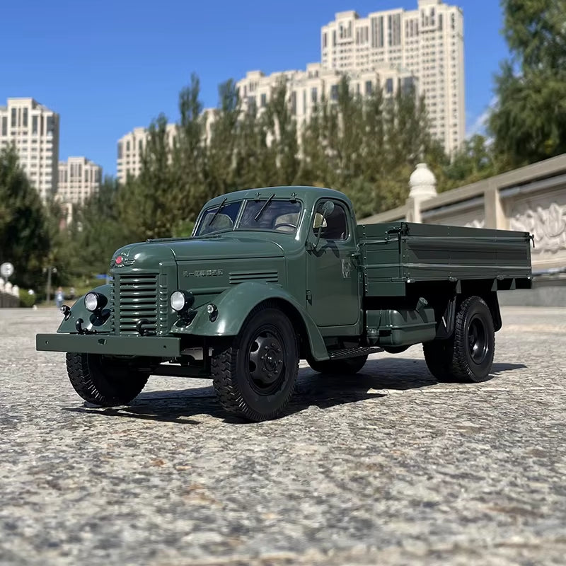 Century Dragon Original 1:18 Old Jiefang CA10 Truck 1956 Simulation Alloy Car Model
