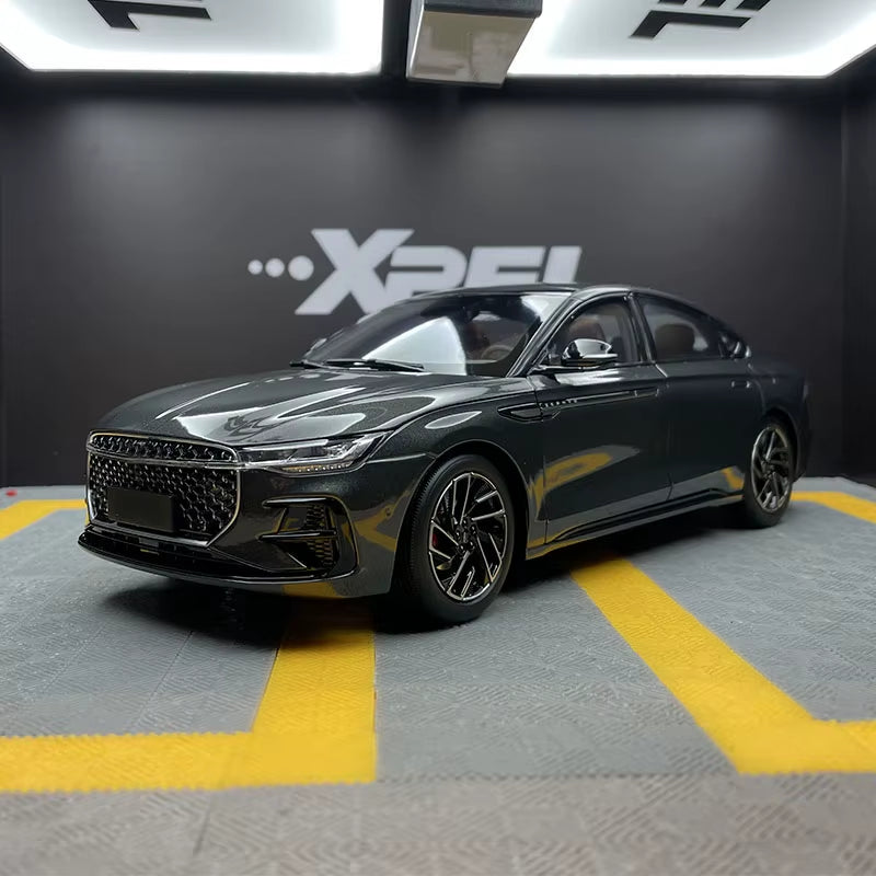 Original 1:18 Alloy Fully Open Icool Car Model Simulation with Base for Collection