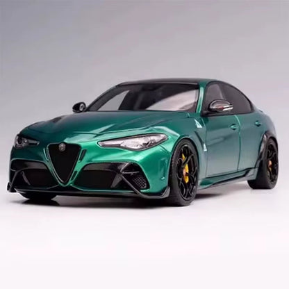 MH Alfa Romeo Giulia GTA Simulation Car Model 1 18 Collection Ornament
