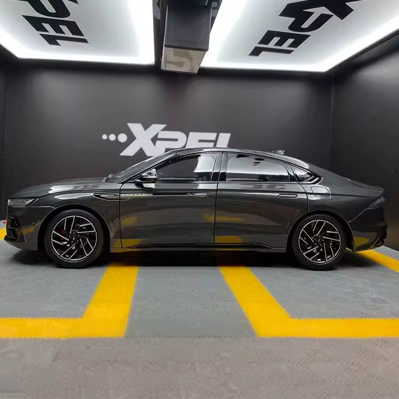 Original 1:18 Alloy Fully Open Icool Car Model Simulation with Base for Collection