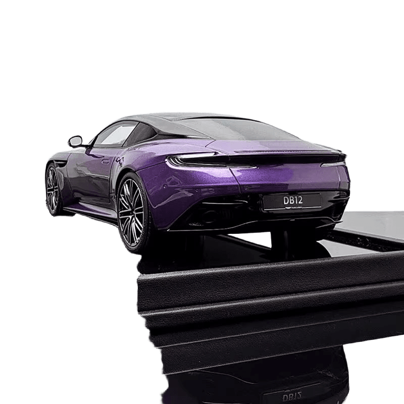 1/18 Aston Martin DB12 Coupe