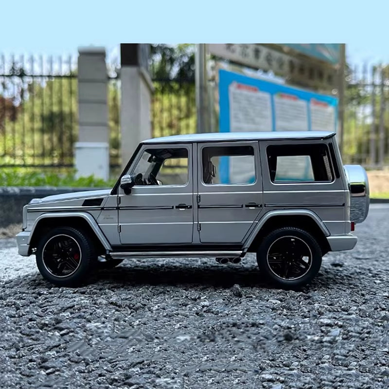 Autoart AA 1:18 G63 2017 Car Model G63 Off-Road Vehicle SUV Model
