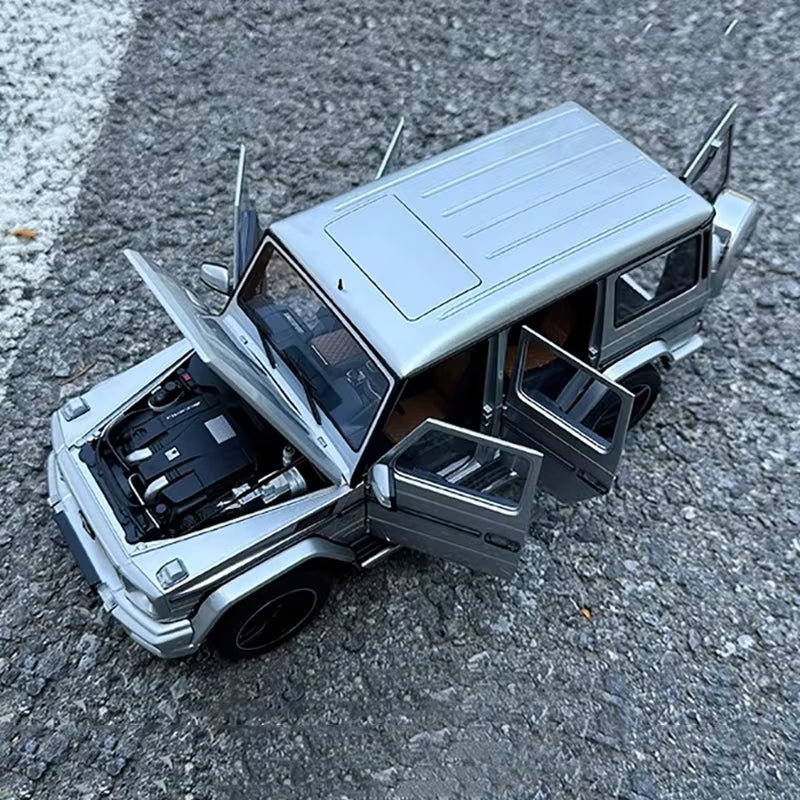 Autoart AA 1:18 G63 2017 Car Model G63 Off-Road Vehicle SUV Model