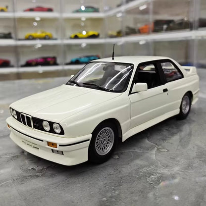 Minichamps 1:18 M3 E30 1987 Simulation Alloy Metal Car Model Collection Ornament