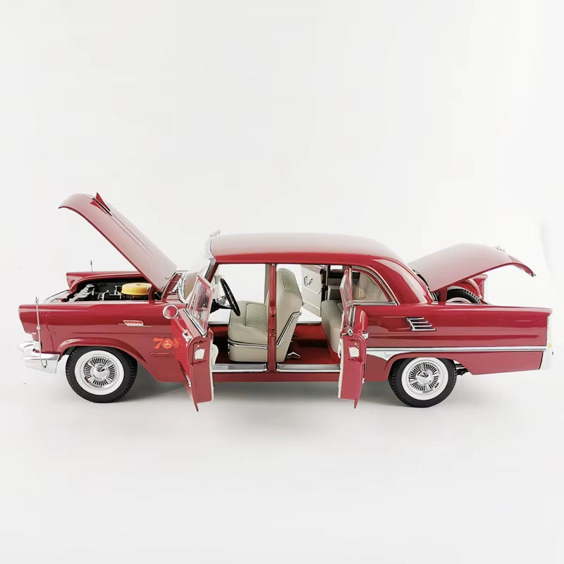 Century Dragon Original Car Model Hongqi CA72 Premium Car 1:18 Metal Simulation Car Model Collection Gift