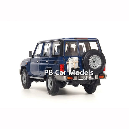 AR 1/18 Land Cruiser 76 LC76 2017 Alloy Car Model Collection +Small Gift