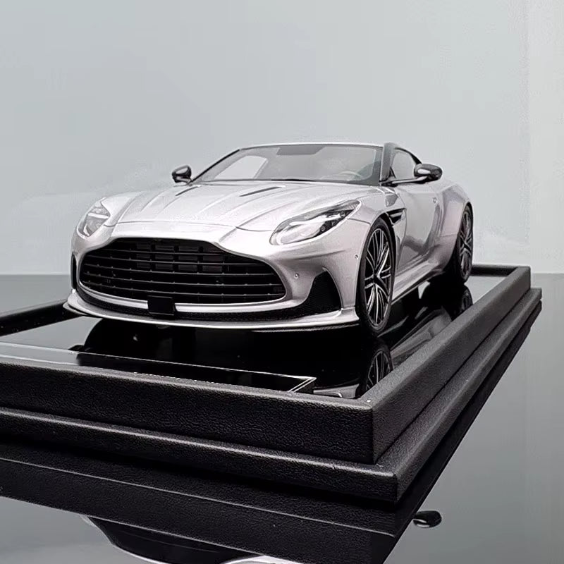 MOTOHEILX 1/18 DB12 Coupe Resin Simulation Car Model Collection Sealed Model, Cannot Open the Door