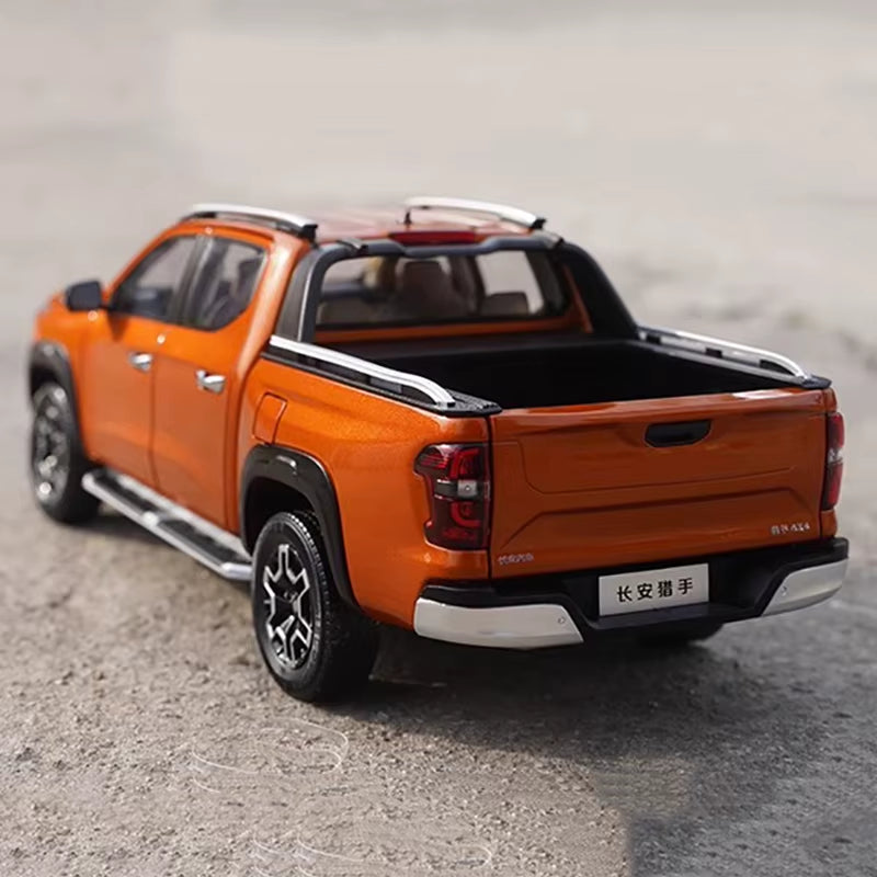 Original Forchangan Hunter Pickup Truck Model 1:18 2024 Extended Range Pickup Truck Alloy Simulation Car Model