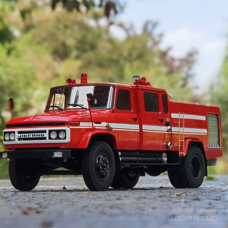 Century Dragon Jiefang CA141 Rescue Fire Truck 1:24 Alloy Simulation Car Model Liberation CA142 Fire Truck